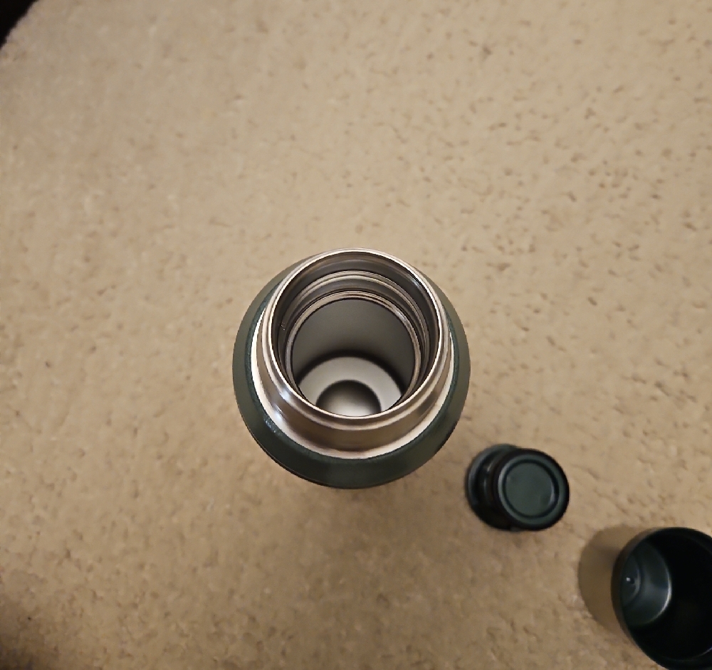 Stanley Classic Legendary Bottle | Hammertone Green - Picture 7 of 8